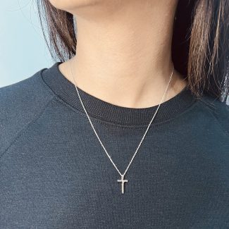 9ct White Gold 0.04ct Diamond Cross Pendant with 18in/45cm Chain-21186